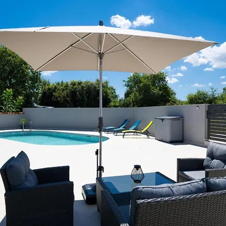 Sofia By Interhome Дом отдыха Пула